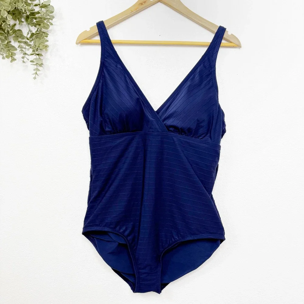 Lands' End Women's Navy One Piece Swimsuit Tummy Control UPF 50 Size L NWT